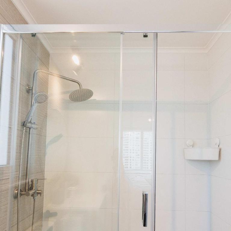 HOM I 4PAX l Parking l Piscina l Metro l Gym l WiFi - Apartment - 34