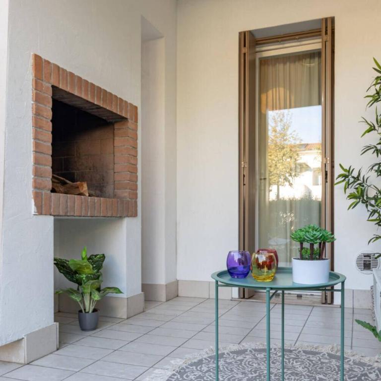 Pool view apartment with private enclosed garden - Appartamento - 2
