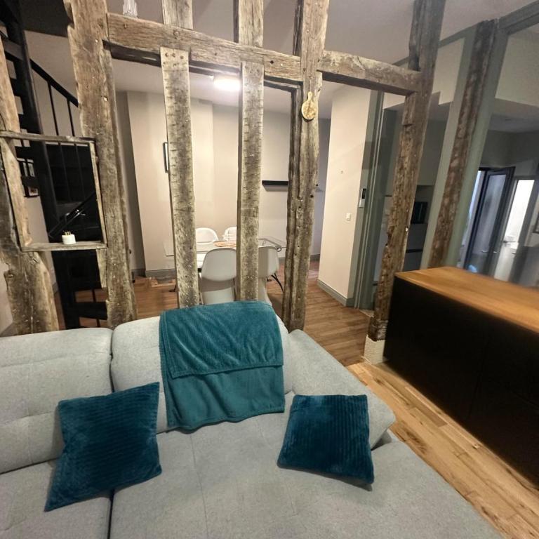 Duplex 4 personnes centre ville Historique Bourges - Maison 2 Chambres - 4