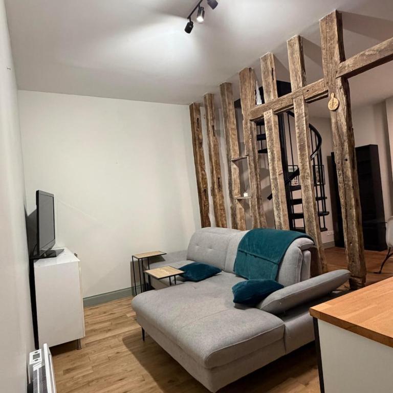 Duplex 4 personnes centre ville Historique Bourges - Maison 2 Chambres - 6