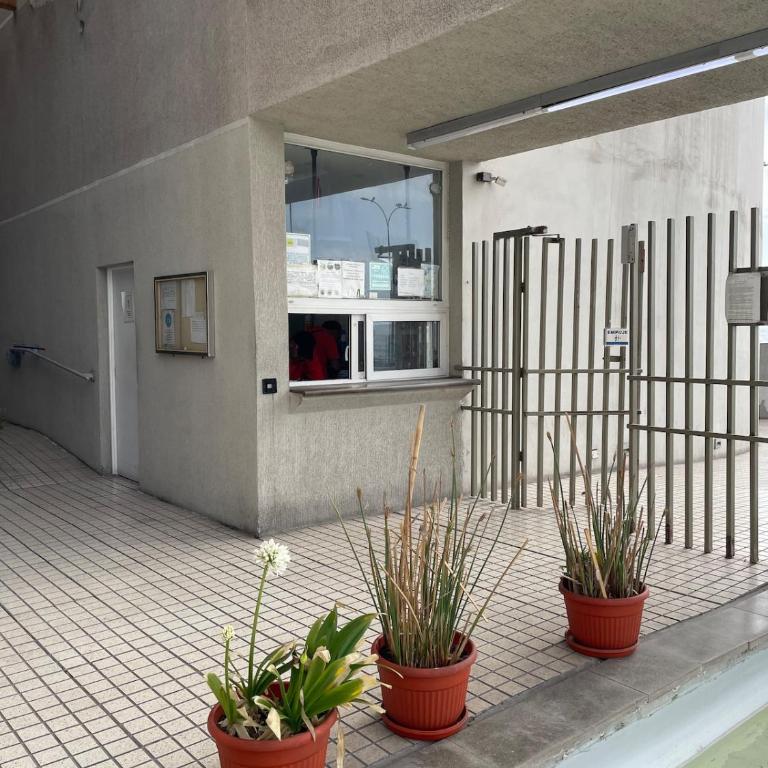 Apartamento con terraza y vista al mar - Two-Bedroom Apartment with Terrace and Sea View - 7