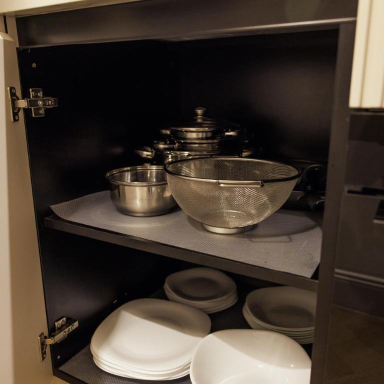 Marcora 6t luxury living apartment in Brera - 15min walk to Duomo - Two-Bedroom Apartment with Balcony - 28