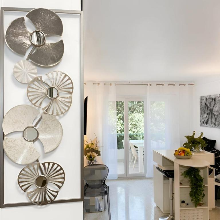 Long Beach Apartment Cannes - Apartment mit 2 Schlafzimmern, Terrasse und Meerblick - 9