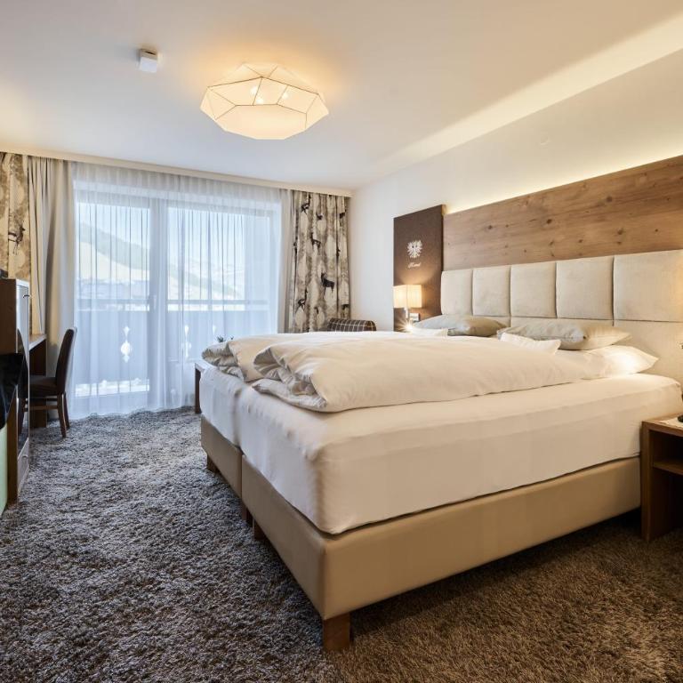 VALARA Alpine Art Hotel - Doppelzimmer – „Alpine Living“ - 2