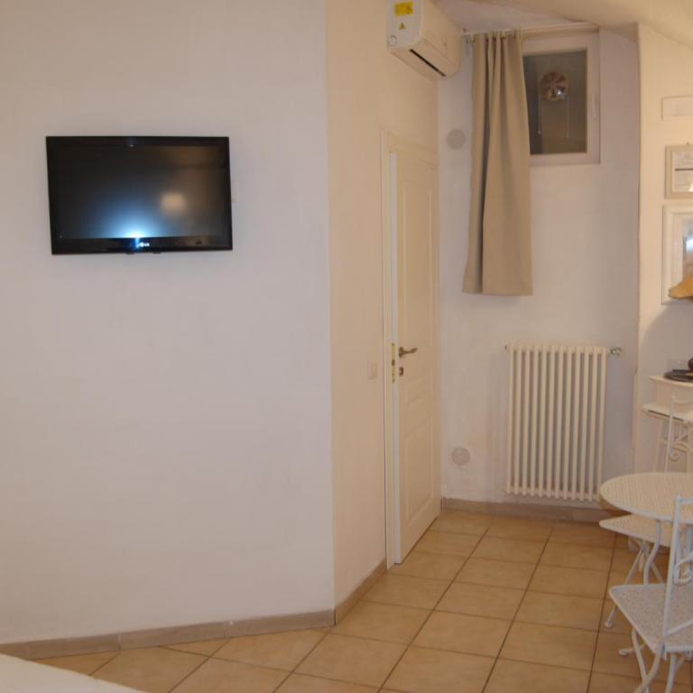 Antica Mateola - Basement Double Room with Spa Bath and Sauna - 21