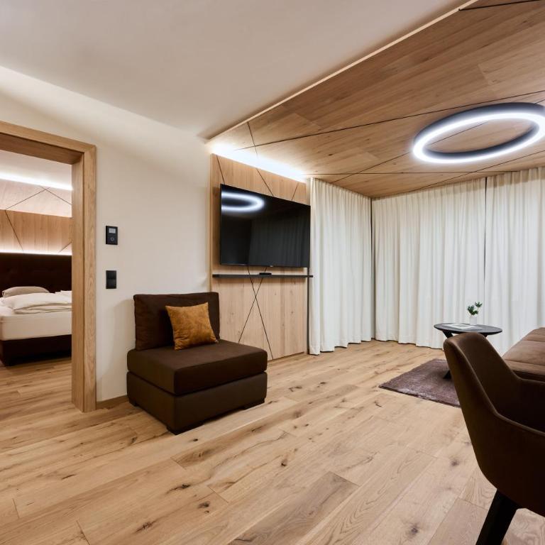 VALARA Alpine Art Hotel - Suite – „Alpine Living“ - 2