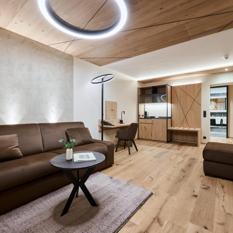 VALARA Alpine Art Hotel - Suite – „Alpine Living“ - 3
