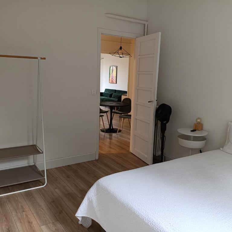 2 bedroom apartment in the city center - Appartement 2 Chambres avec Balcon - 30