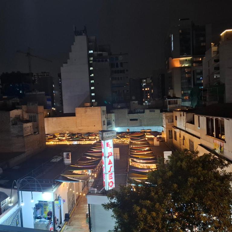 Departamento en el Corazón de Miraflores Peru - Apartamento con vistas y balcón - 16