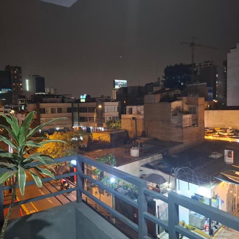 Departamento en el Corazón de Miraflores Peru - Apartamento con vistas y balcón - 3