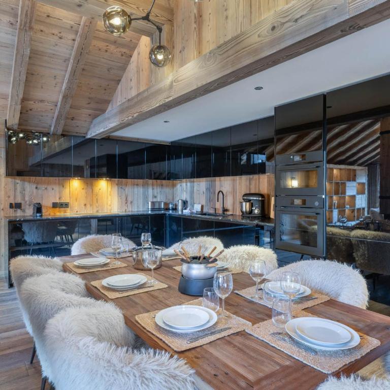 Appartement d'exception, ski aux pieds, sauna, parking inclus - FR-1-565-125 - Apartamento - 5