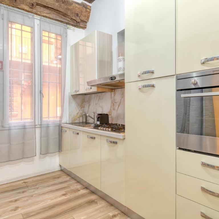 DOWNTOWN LOFT Bologna Centro - Appartamento Monolocale - 3