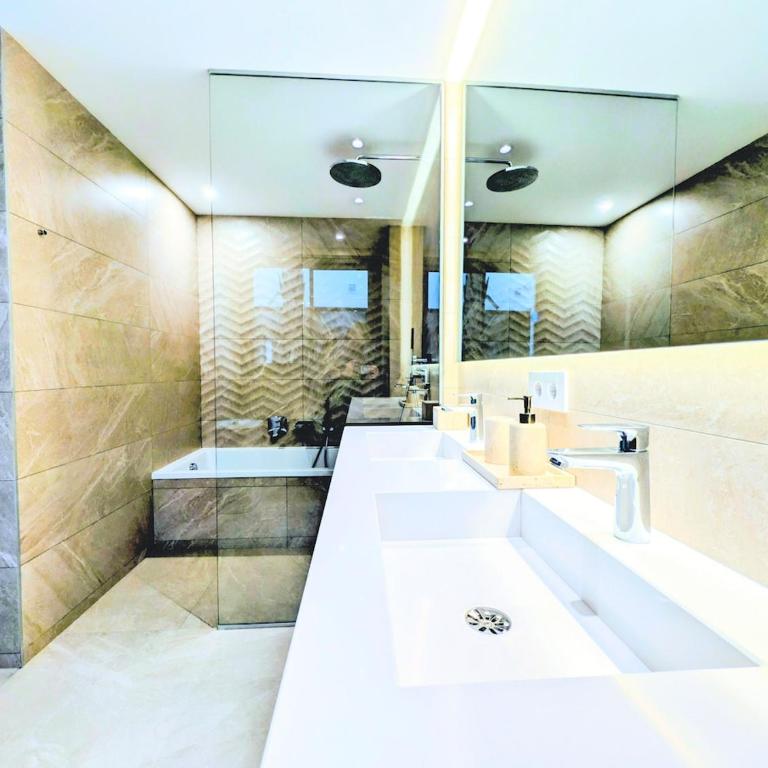 SunLife Santa Clara 4BED Luxury Residence - Apartamento - 53