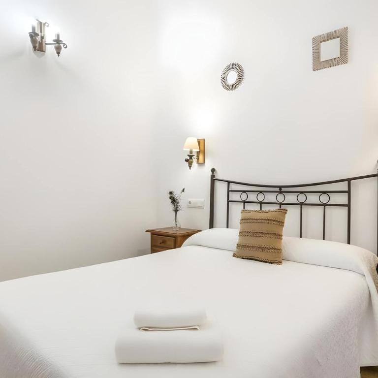 Apartamentos con piscina compartida WIFI y parking - Apartamento - 22