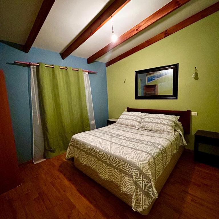 Acogedora casa para 6 personas en algarrobo - Casa de 4 dormitorios - 6