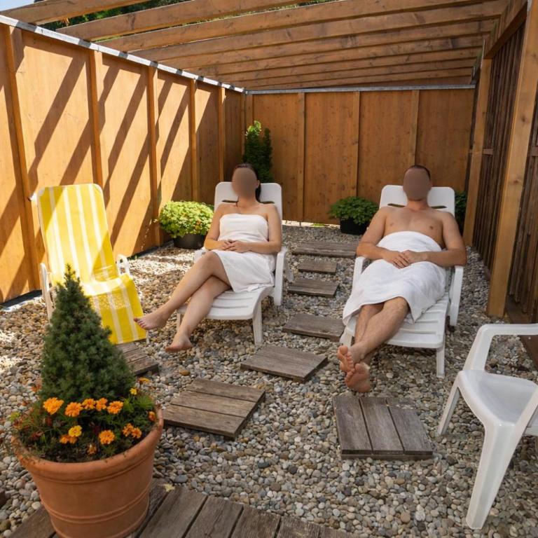 Familienauszeit Indoorpool, Sauna, Skilift, Netflix, Disney, optional Vielpass Karte , inkl Bettwäsche Handtücher Reinigung - Apartment mit 1 Schlafzimmer - 12