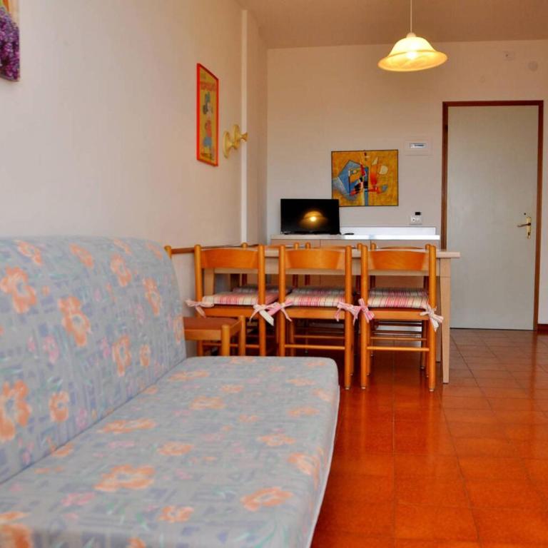 Sea view flat few steps from the beach - Apartment - 12