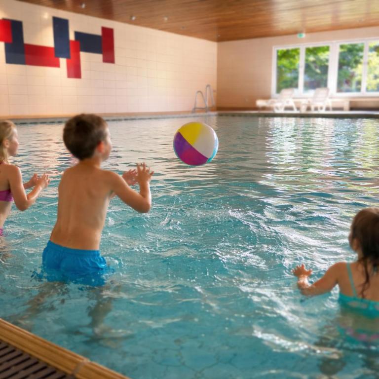 Familienauszeit Indoorpool, Sauna, Skilift, Netflix, Disney, optional Vielpass Karte , inkl Bettwäsche Handtücher Reinigung - Apartment mit 1 Schlafzimmer - 16