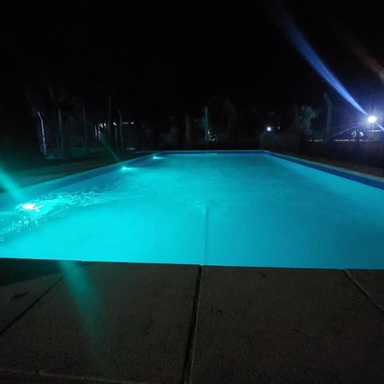 Casa Benicio - Cañuelas - 8 personas, 3 habitaciones, Piscina, Parrilla, Galeria - Casa de 3 dormitorios - 3