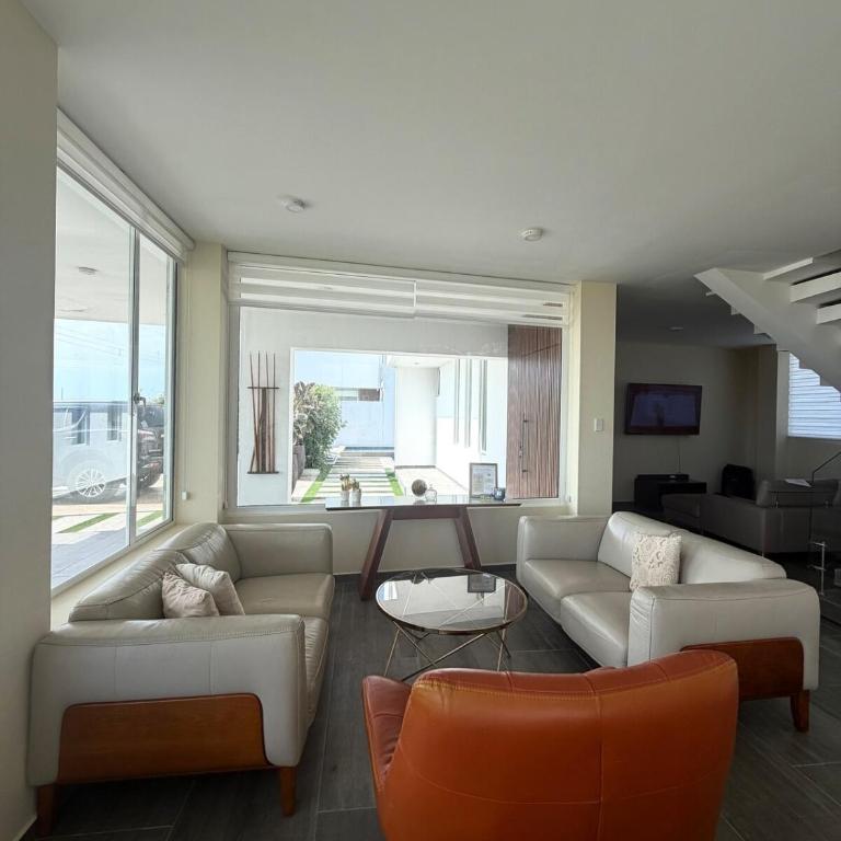 Vacation Home - Private Beach - Villa - 11