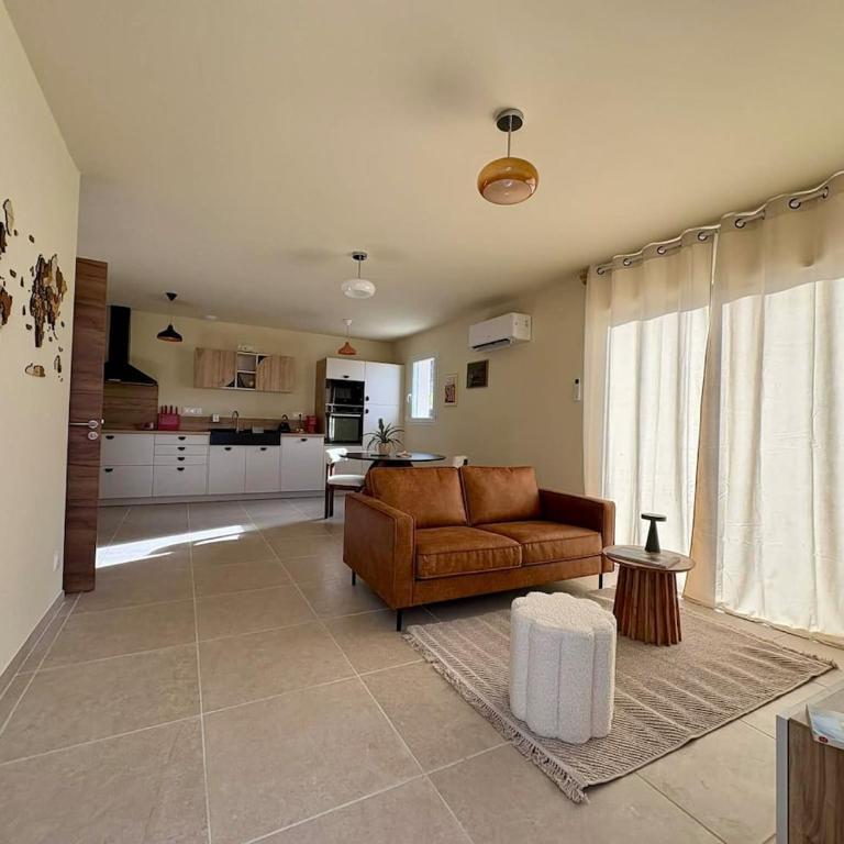 La cahuete Maison neuve, borne électrique, terrain de boules, jardin clos privé - Maison 1 Chambre - 1