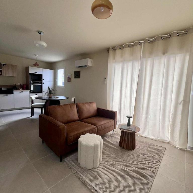 La cahuete Maison neuve, borne électrique, terrain de boules, jardin clos privé - Maison 1 Chambre - 18
