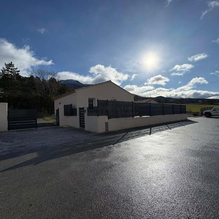 La cahuete Maison neuve, borne électrique, terrain de boules, jardin clos privé - Maison 1 Chambre - 8