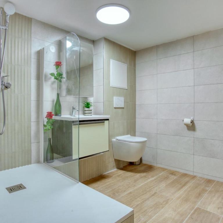 Large house ideal for groups families 12 people - Casa con 6 Camere da Letto - 42