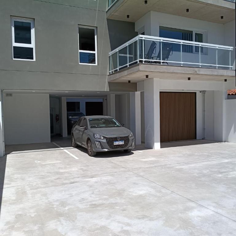 Edificio Kusine II departamento con cochera a metros del mar - Apartamento de 2 dormitorios - 7