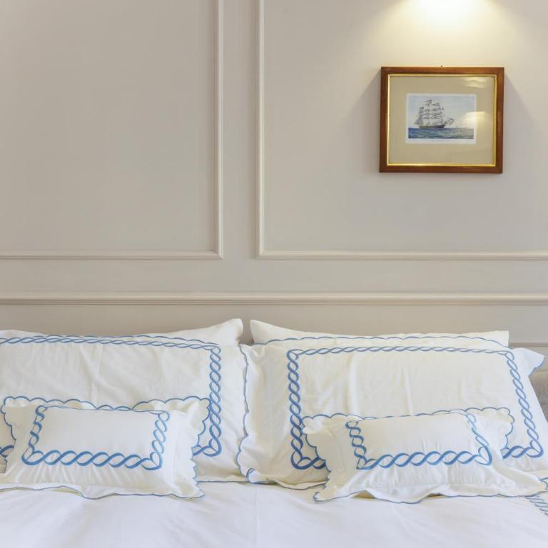 Marcora 6v luxury living apartment in Brera - 15min walk to Duomo - Appartamento con 2 Camere da Letto e Balcone - 19