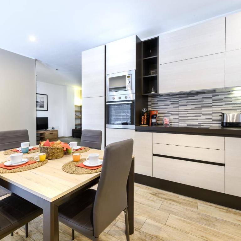 Casa Lina Tirano - One-Bedroom Apartment - 4