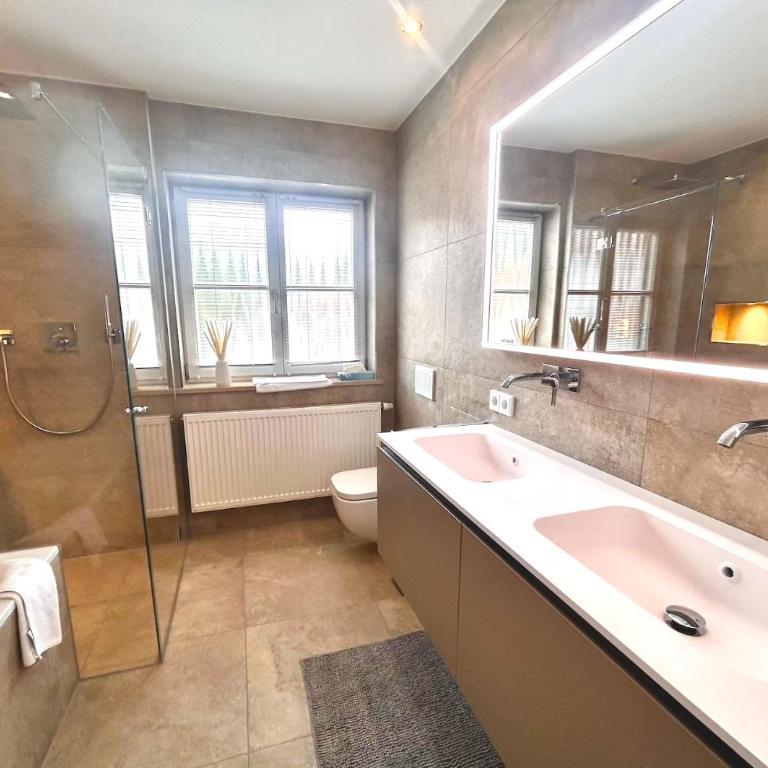 Ferienwohnung "Aschbergblick" - Edel Wohnen im Ortskern Schliersee - Apartment mit 2 Schlafzimmern - 6