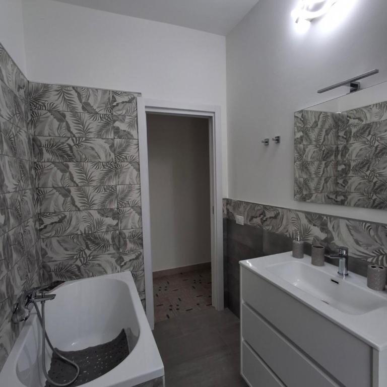 Ricky House - One-Bedroom Apartment - 23