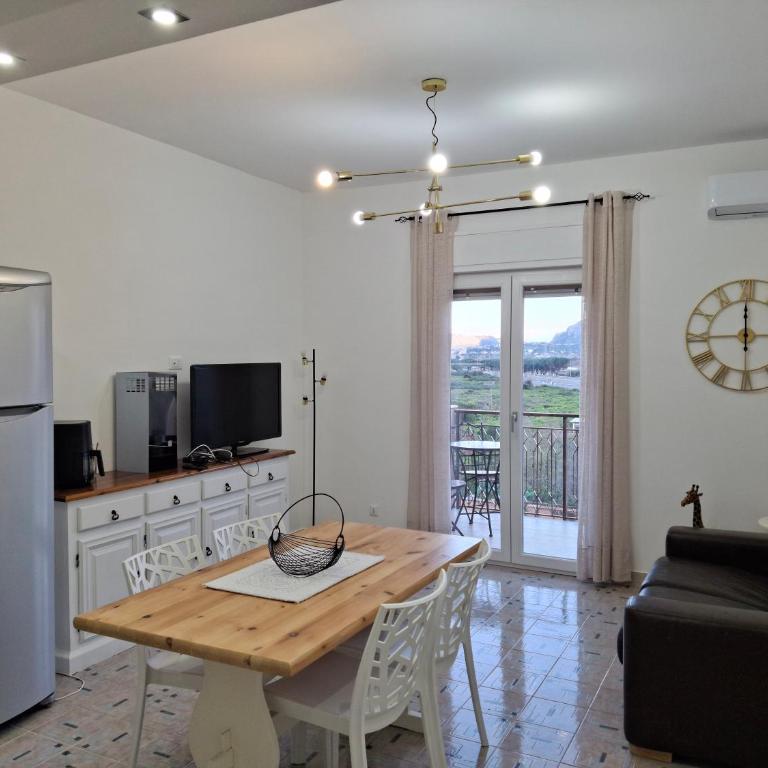 Ricky House - One-Bedroom Apartment - 7