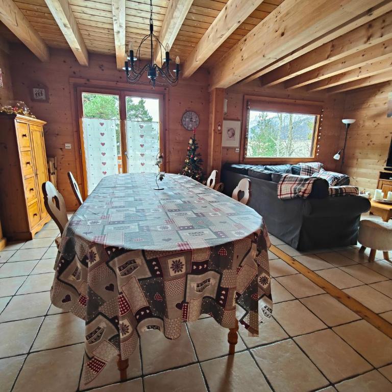 Séjour en famille dans un chalet cosy! - Chalet - 3