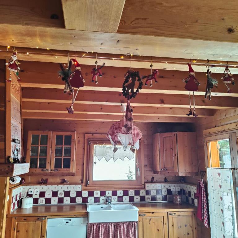 Séjour en famille dans un chalet cosy! - Chalet - 32