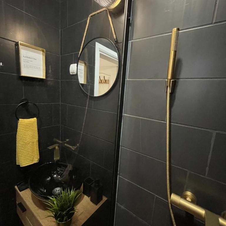 Dolce Vita - One-Bedroom Apartment - 44