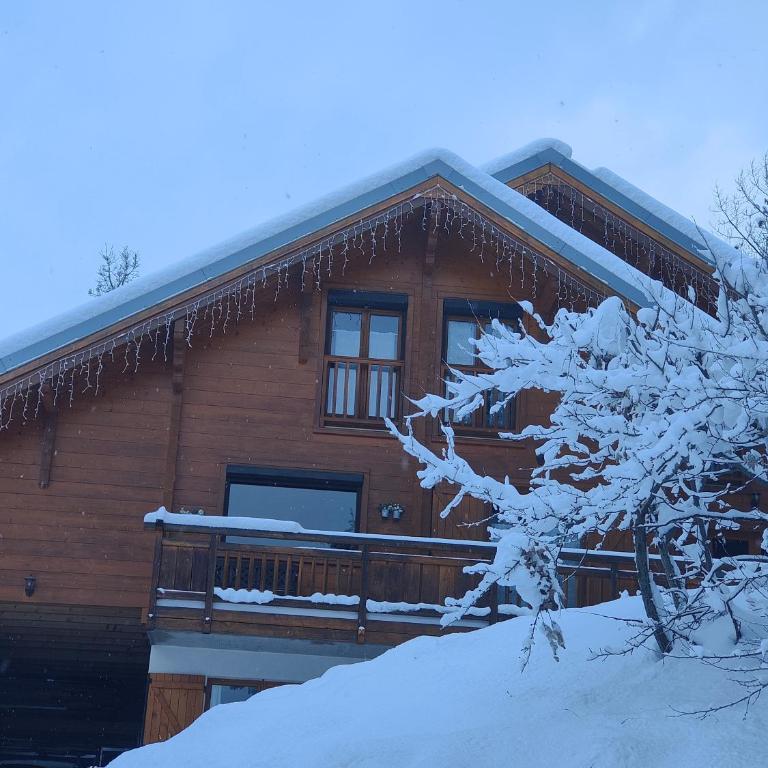 Séjour en famille dans un chalet cosy! - Chalet - 54