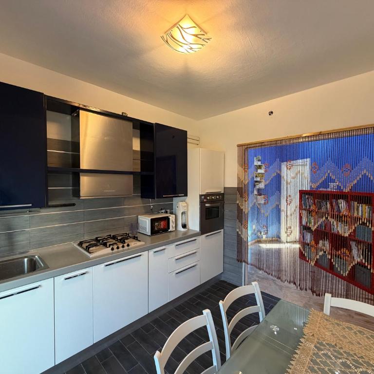 Casa Raffinata - Three-Bedroom Apartment Suite - 4