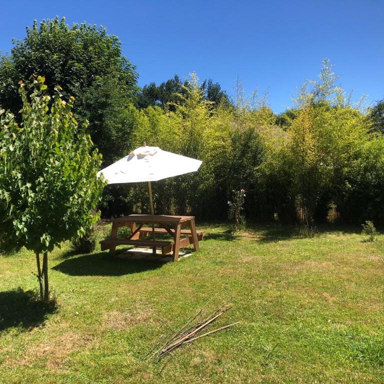 El Humedal del Raco - Three-Bedroom House - 34