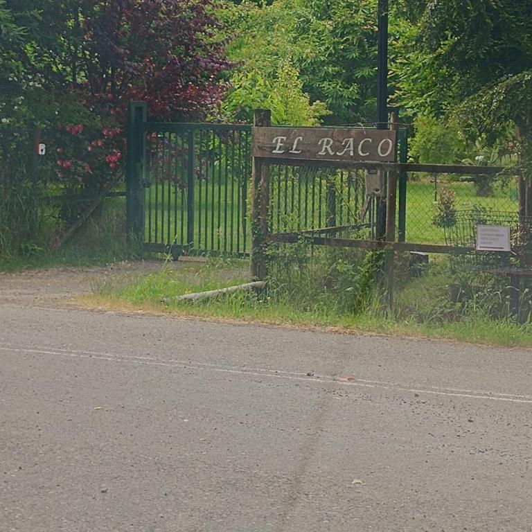 El Humedal del Raco - Three-Bedroom House - 35