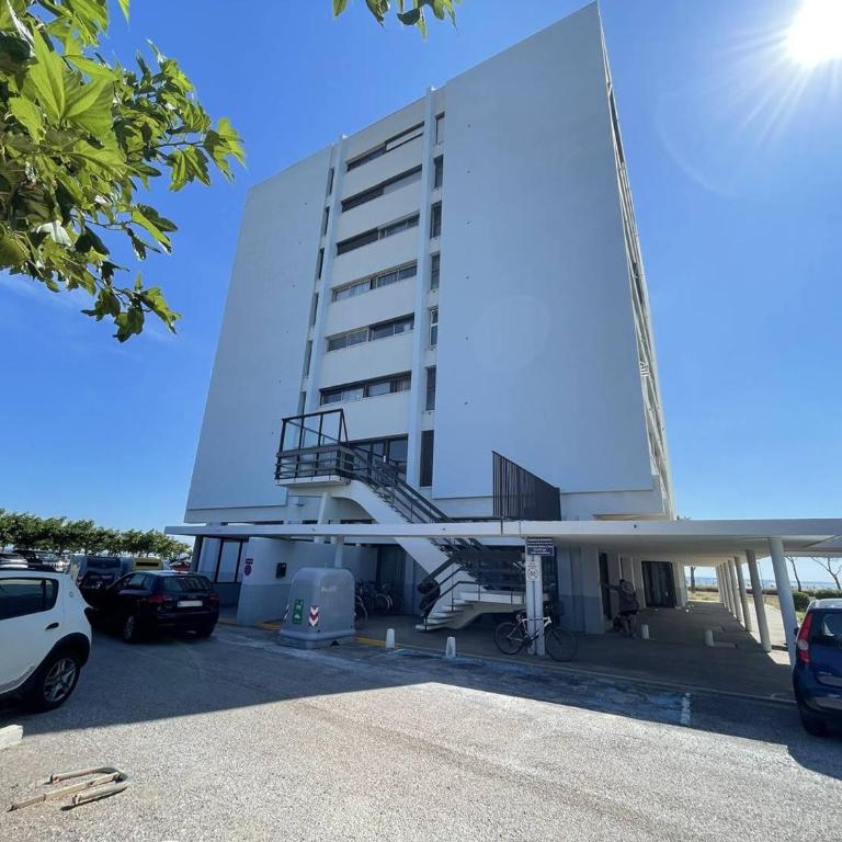Saint-Cyprien : T2 confortable en bord de mer avec parking et animaux admis - FR-1-106-106 - Apartment - 24