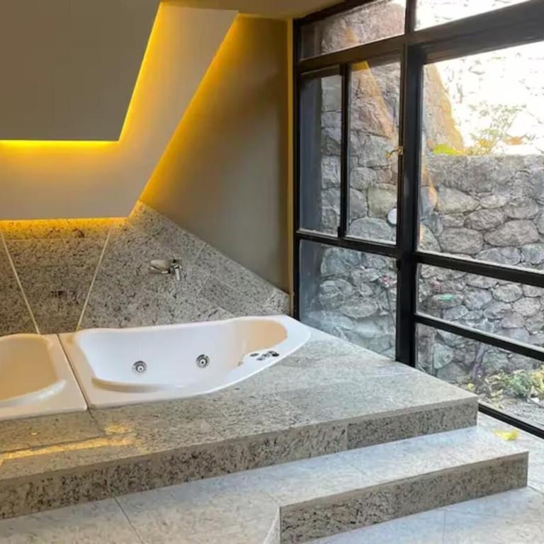 Andean Sky - Mendoza from above - Two-Bedroom Apartment with Balcony - 19