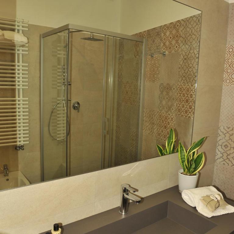 ETNEA 454 Catania Luxury Rooms - Deluxe Double or Twin Room - 7