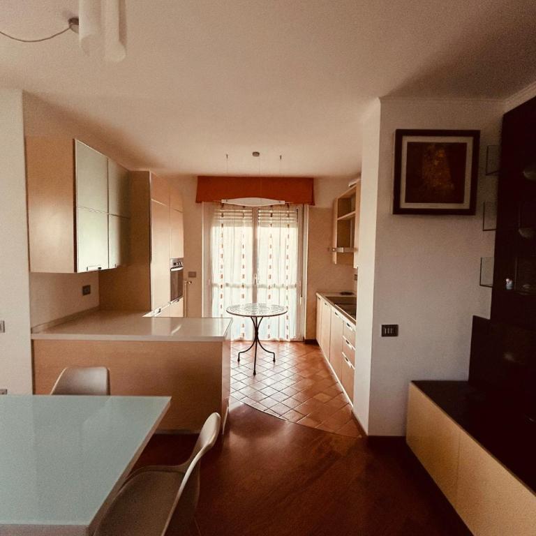 Apartment facing Certosa Park - Appartamento con 2 Camere da Letto e Terrazza - 4