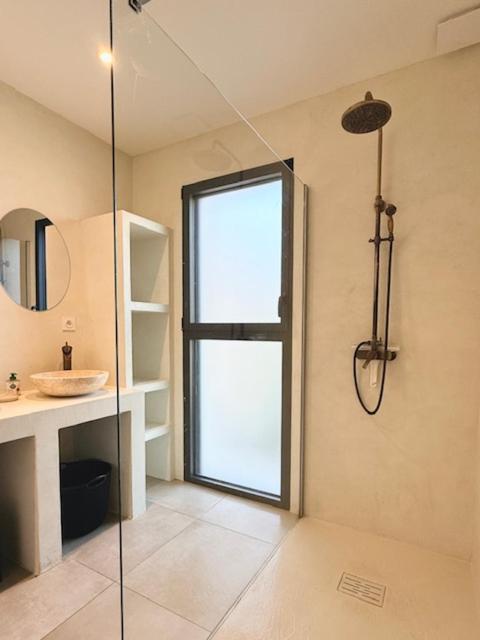 Villa bord de mer avec piscine et jardin tropical - Seaside villa with pool and tropical garden - Villa 3 Chambres - 3