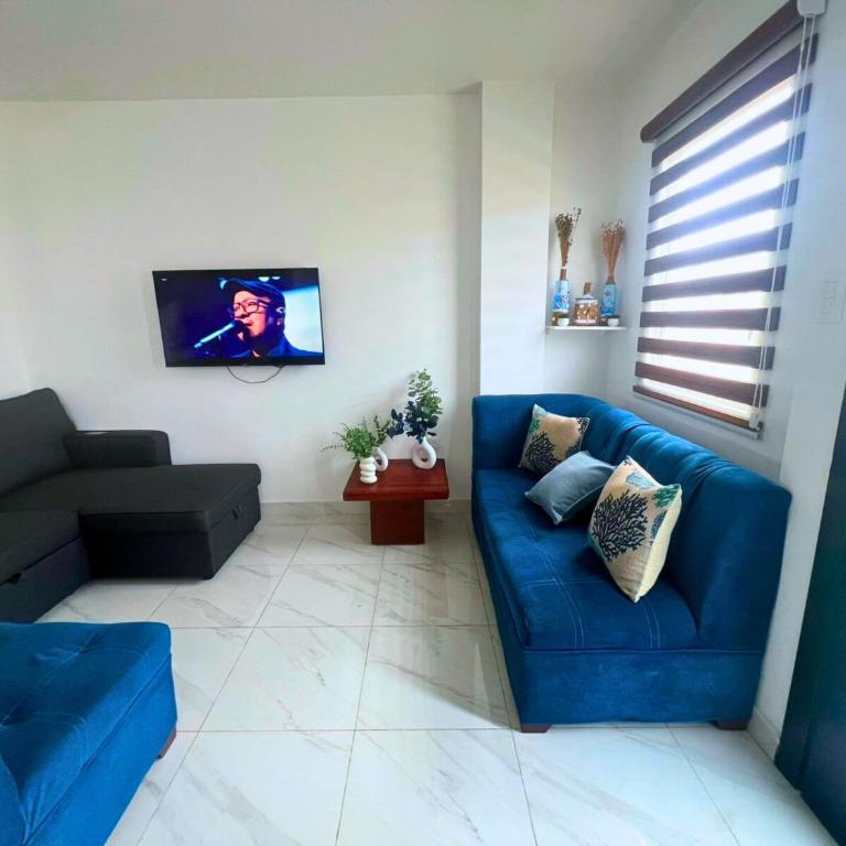 Casa Familiar a Pasos del Mar Playa y Felicidad - Three-Bedroom House - 16
