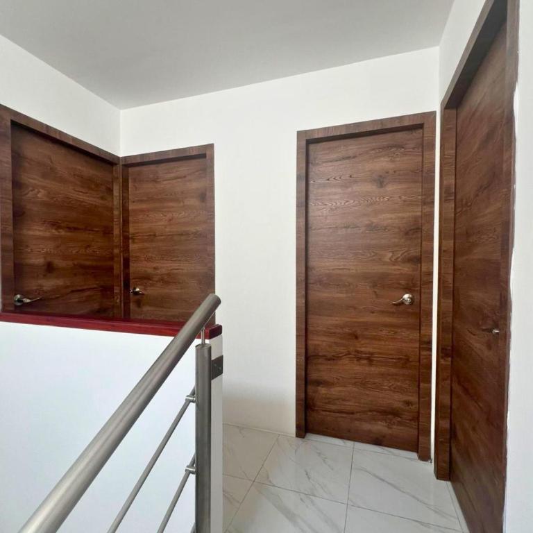 Casa Familiar a Pasos del Mar Playa y Felicidad - Three-Bedroom House - 42