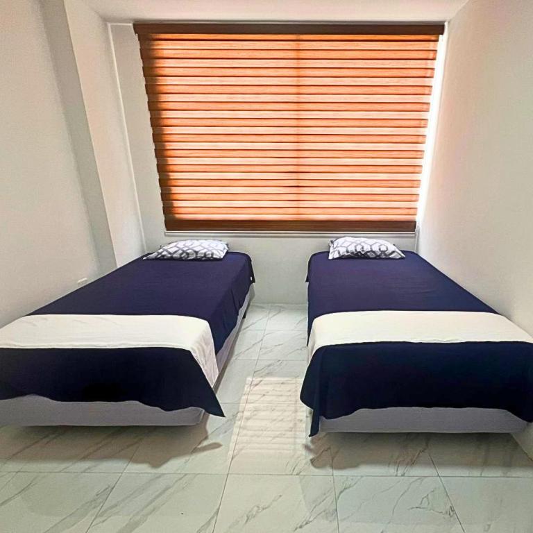 Casa Familiar a Pasos del Mar Playa y Felicidad - Three-Bedroom House - 61