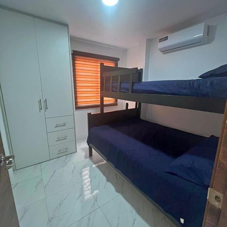 Casa Familiar a Pasos del Mar Playa y Felicidad - Three-Bedroom House - 66
